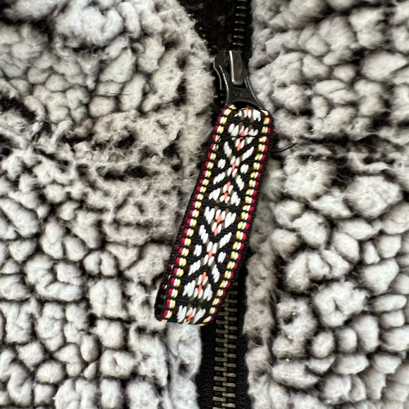 Coors Brewing Women’s Sherpa Jacket - Picture 4 of 6